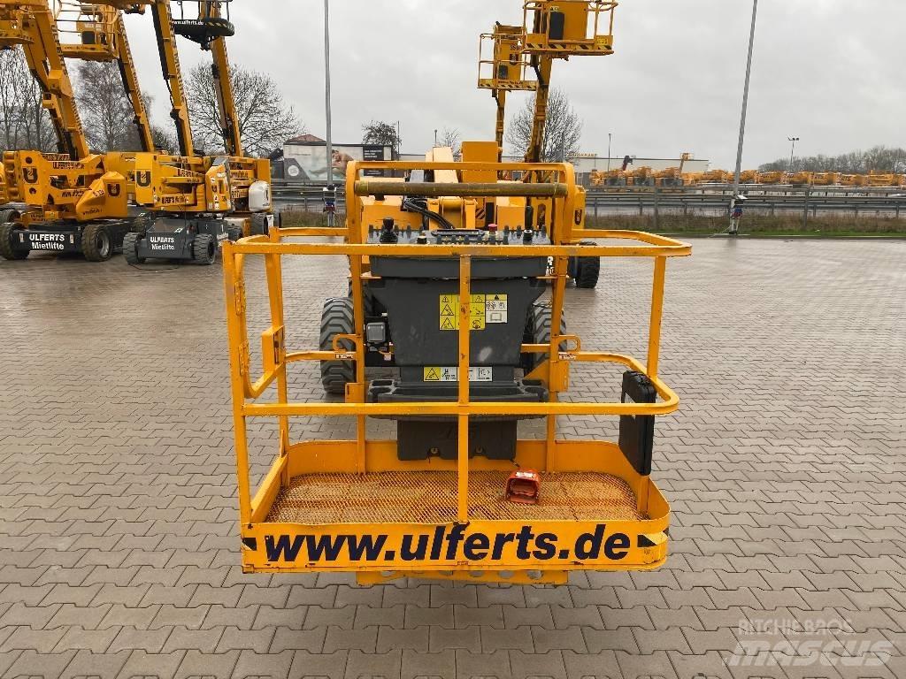 JLG H340 AJ Articulated boom lifts