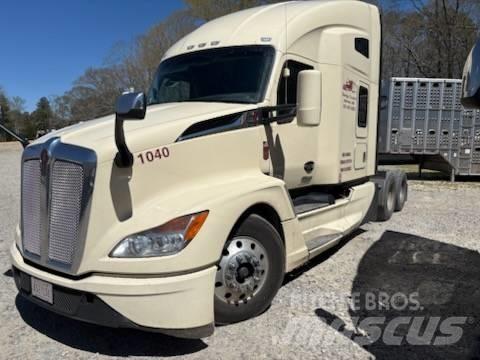 Kenworth T 680 Prime Movers