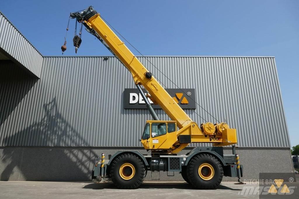 Grove RT700E Rough terrain cranes