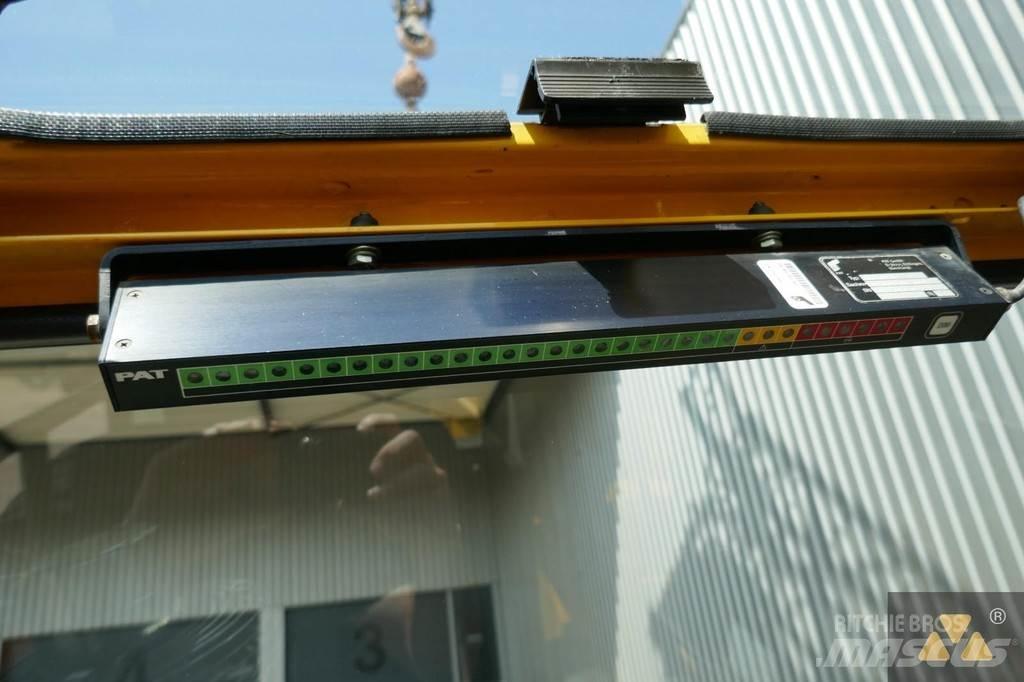 Grove RT700E Rough terrain cranes