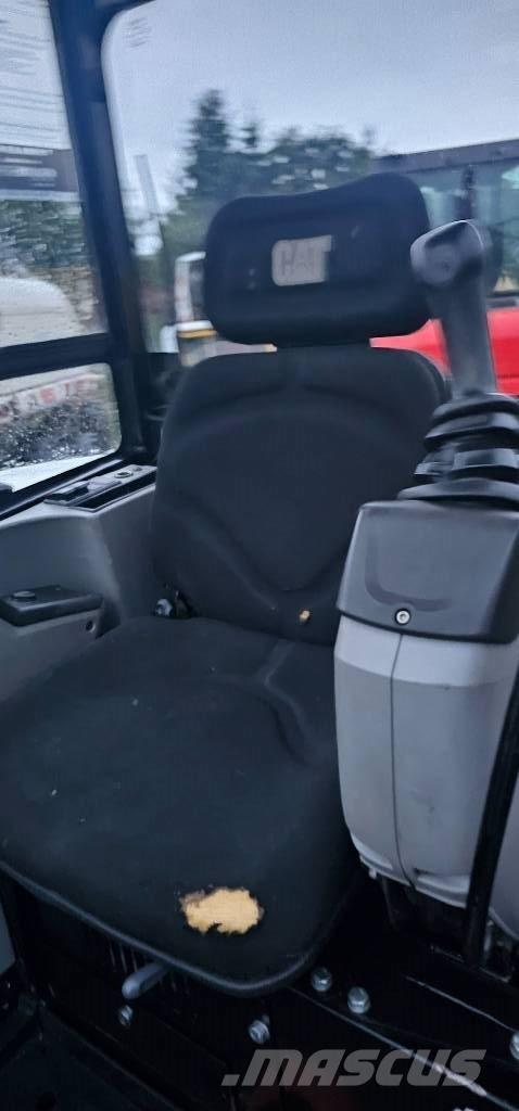 CAT 302.7 D CR Mini excavators < 7t (Mini diggers)