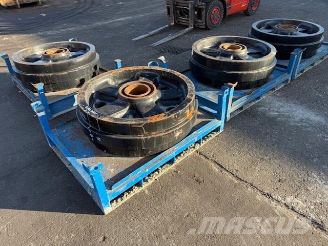 CAT 6020 NEW IDLER Tracks, chains and undercarriage