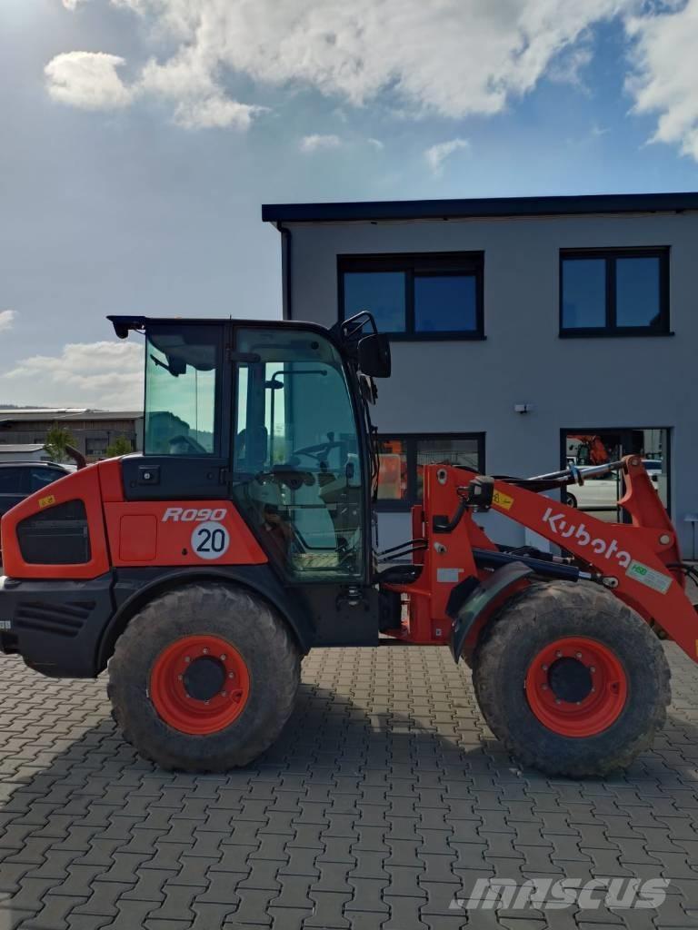 Kubota R 082 Wheel loaders