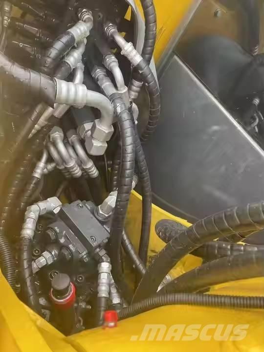 Komatsu PC70-8 Mini excavators  7t - 12t