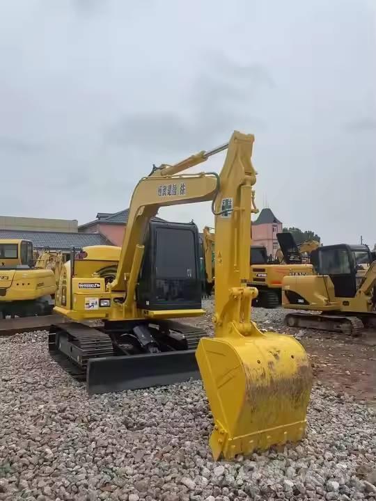 Komatsu PC70-8 Mini excavators  7t - 12t