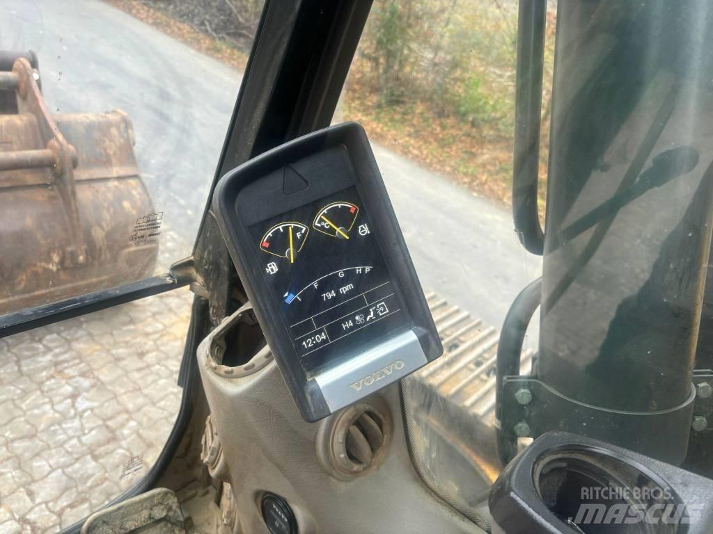 Volvo EC 220 DL Crawler excavators