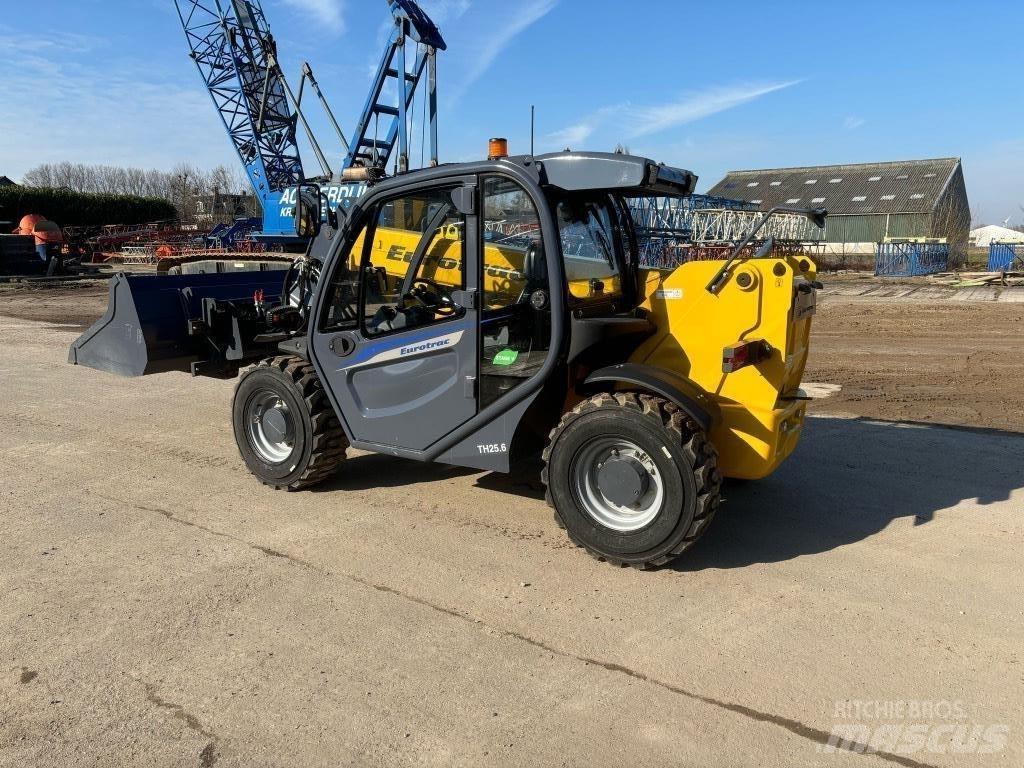 Eurotrac TH 25.6 Telescopic handlers