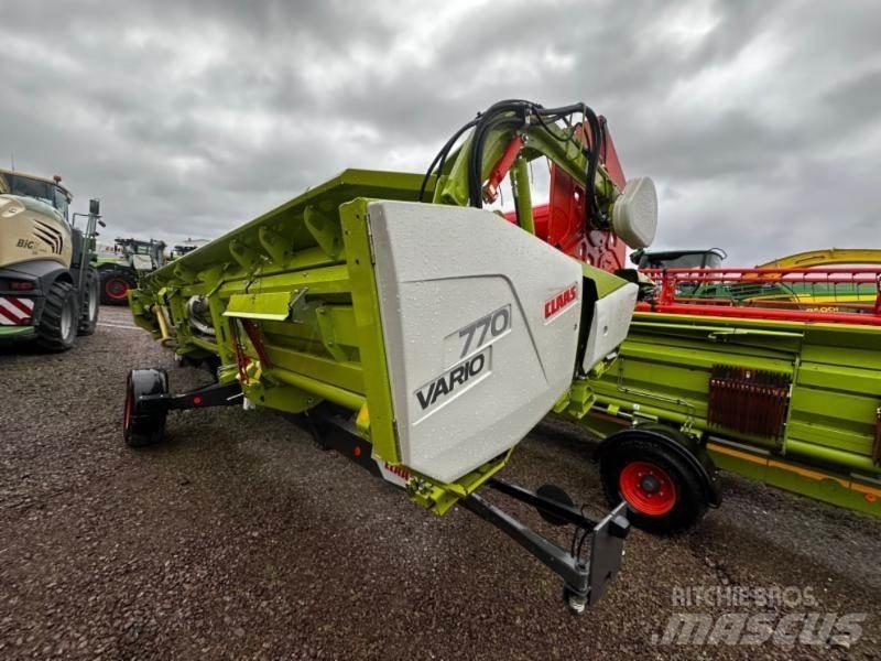 CLAAS LEXION 6700 Combine harvesters