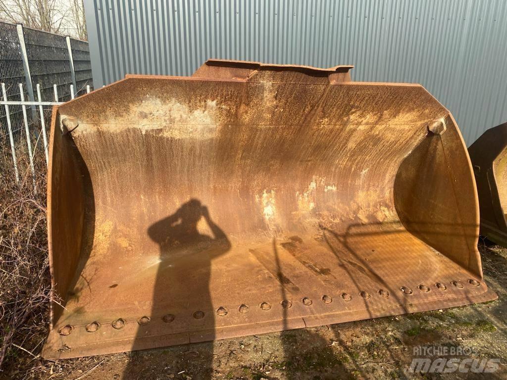 CAT 966 K Buckets