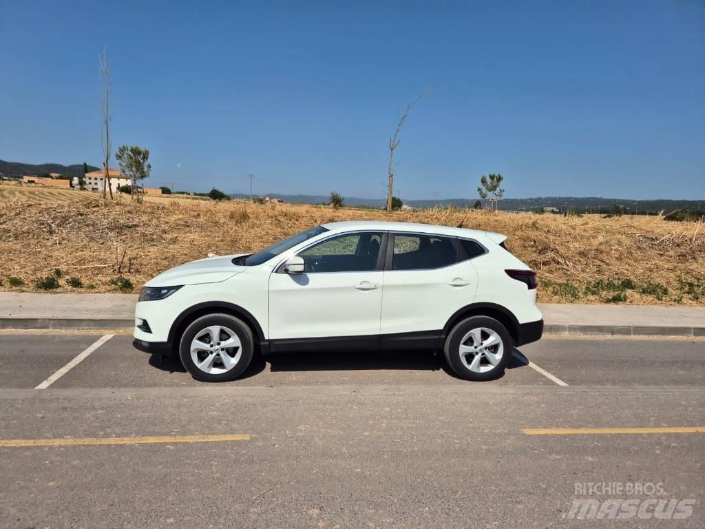 Nissan Qashqai Cars