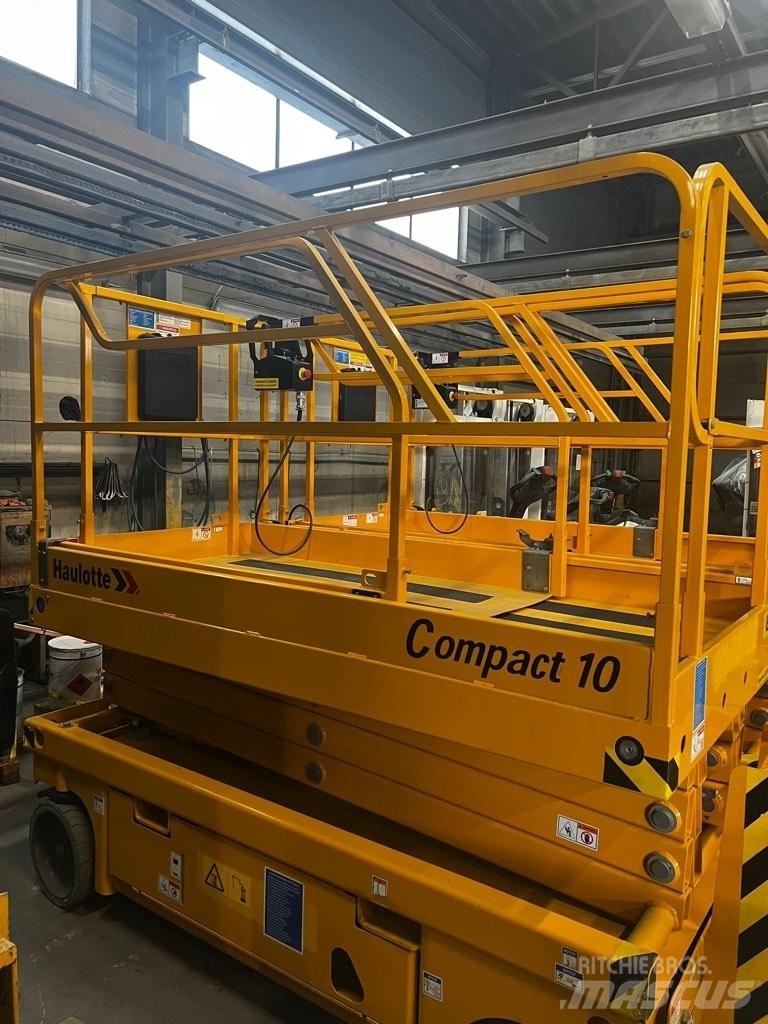 Haulotte Compact 10 Scissor lifts