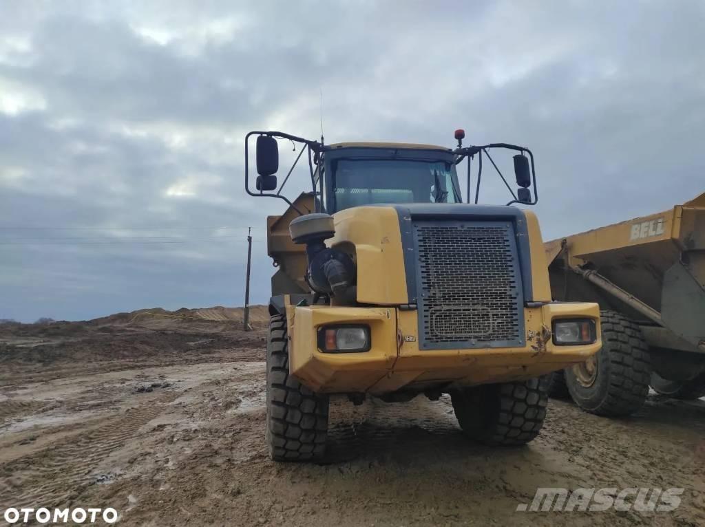 Bell B 30 D Articulated Haulers