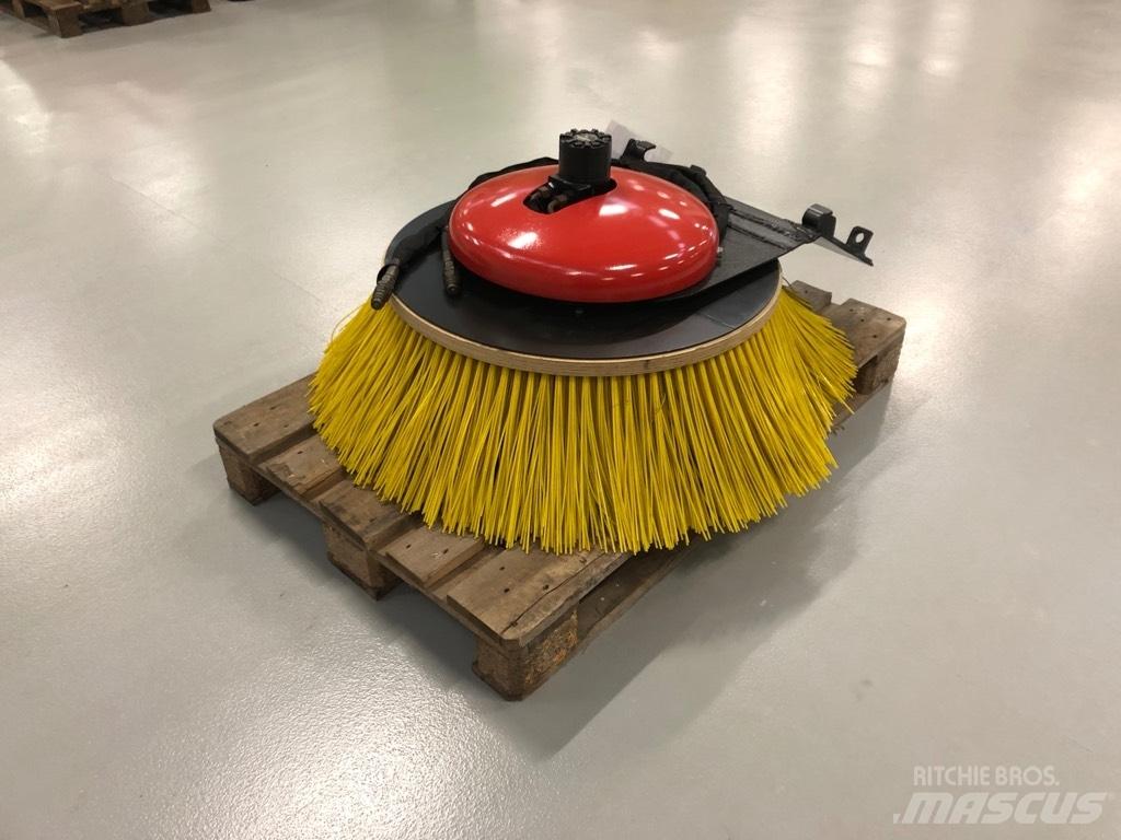 Avant Kopkost Sweepers