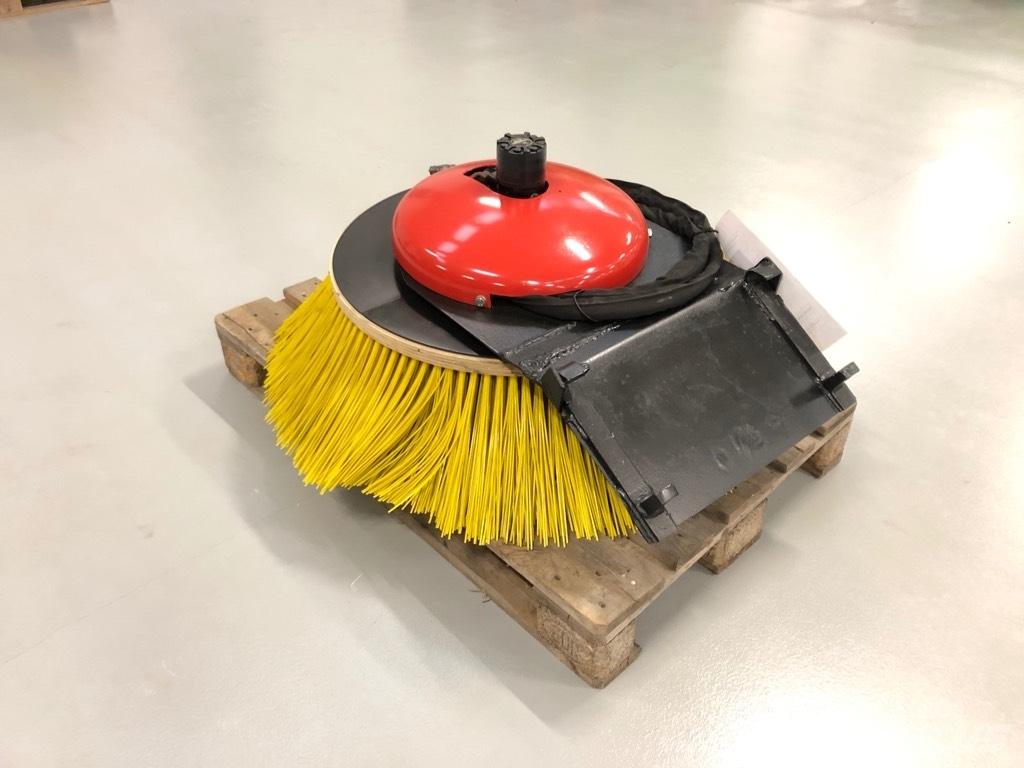 Avant Kopkost Sweepers