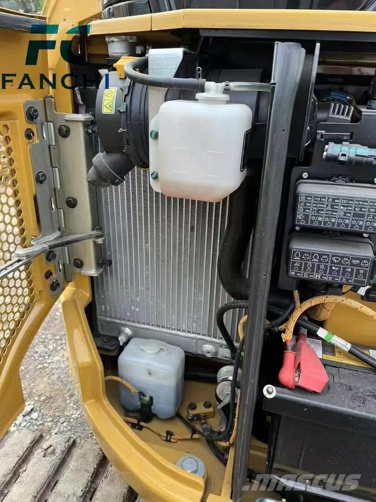 CAT 303 Mini excavators < 7t (Mini diggers)