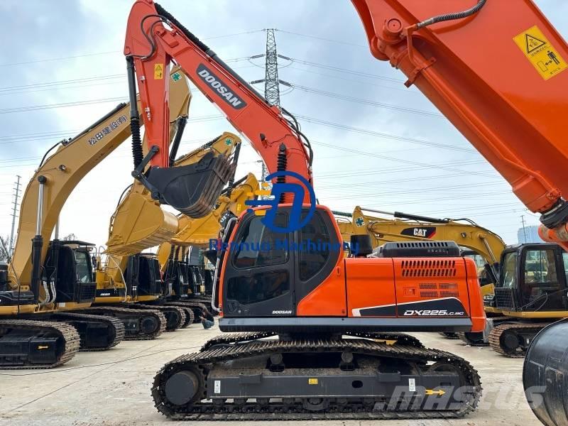 Doosan DX 225 LC-9C Crawler excavators