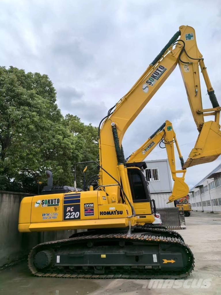 Komatsu PC 220-8 Crawler excavators