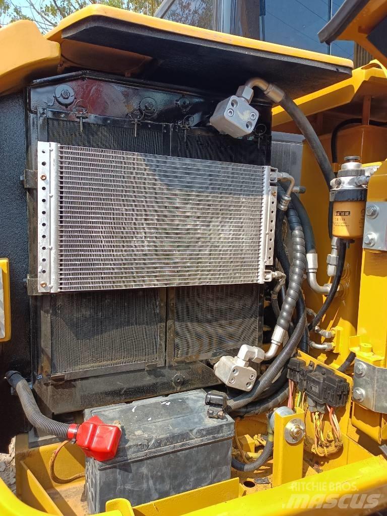 CAT 306 Mini excavators < 7t (Mini diggers)