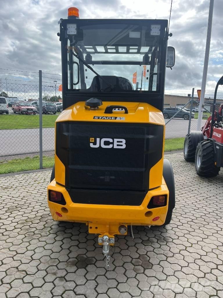 JCB 403 Agri Plus Skid steer loaders