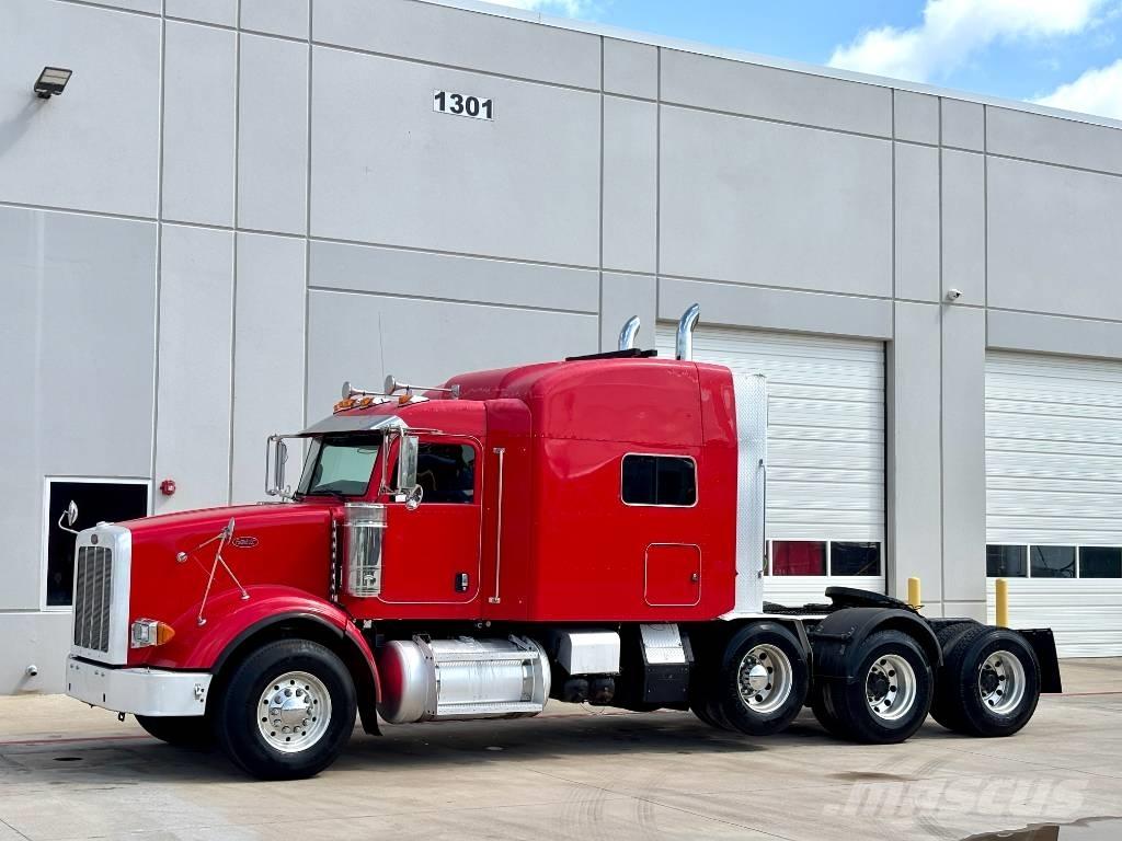 Peterbilt 367 Prime Movers