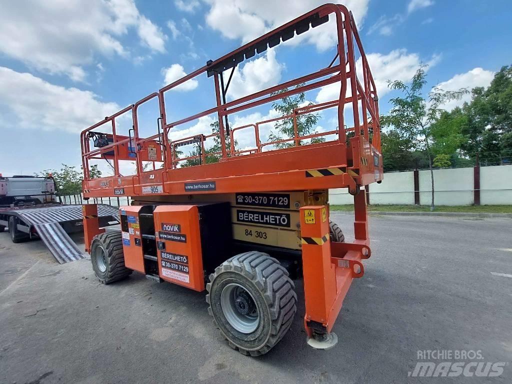 JLG 330 LRT Scissor lifts