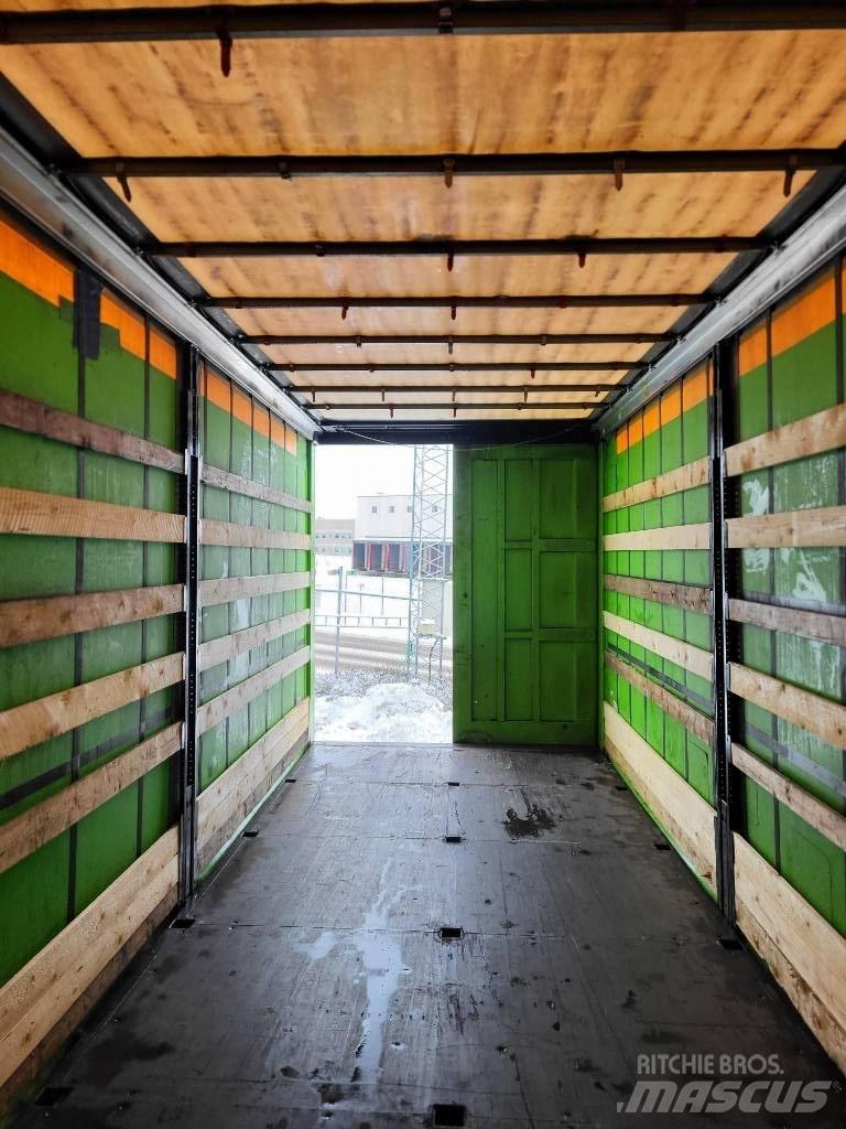 Krone SD Curtain sider semi-trailers