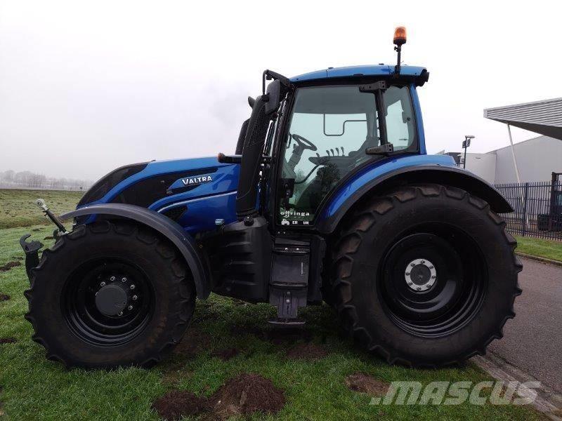 Valtra T 234 A Tractors
