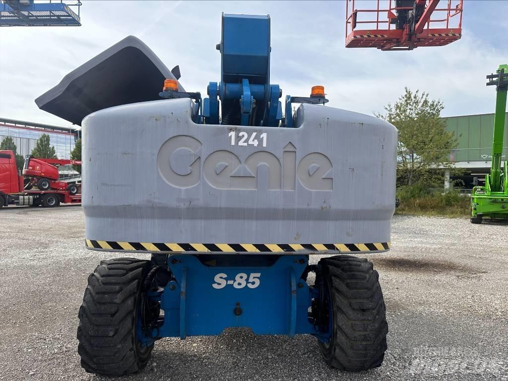Genie S 85 Telescopic boom lifts
