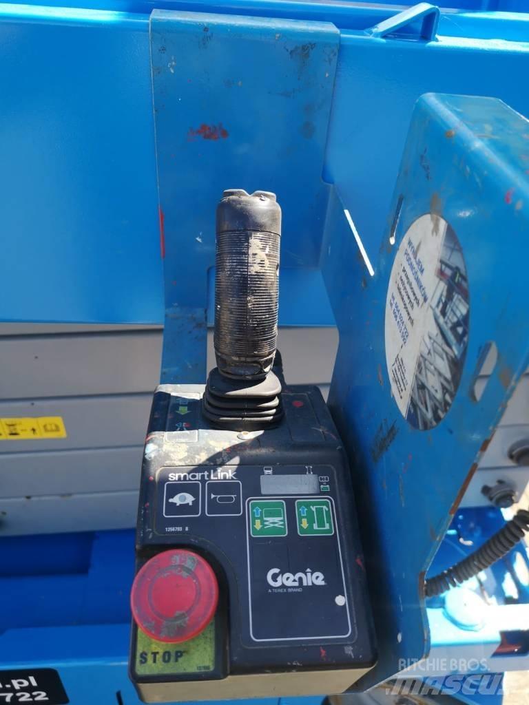 Genie GS 4047 Scissor lifts