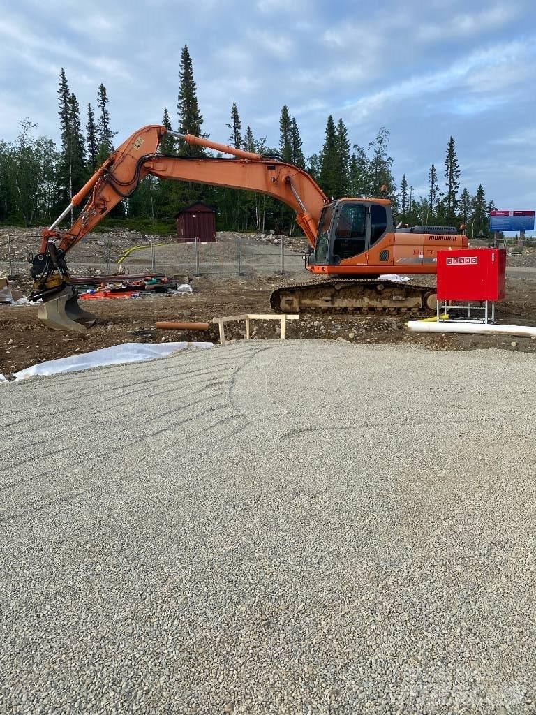 Doosan DX 255 Crawler excavators
