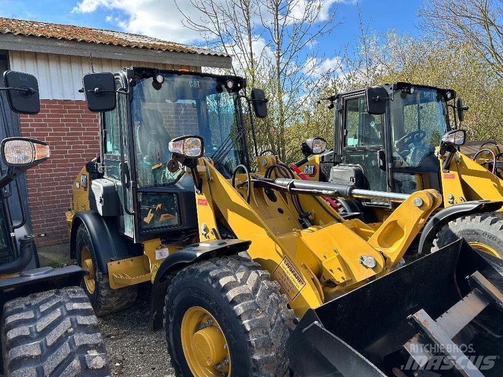 CAT 906 Wheel loaders