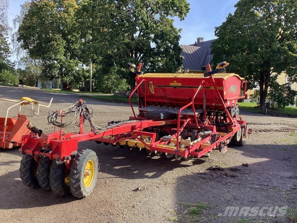 Väderstad Rapid300C Combination drills