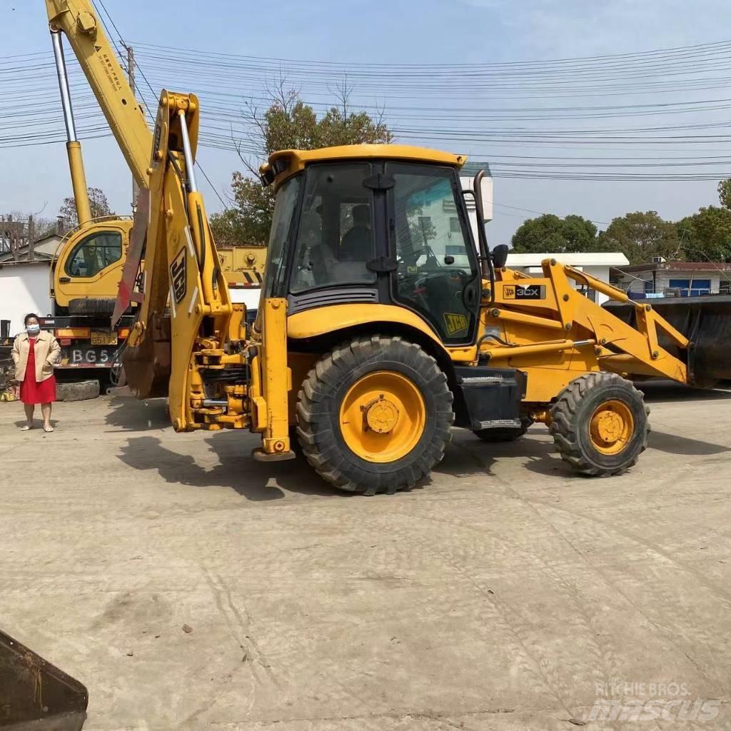 JCB 3 CX Backhoe