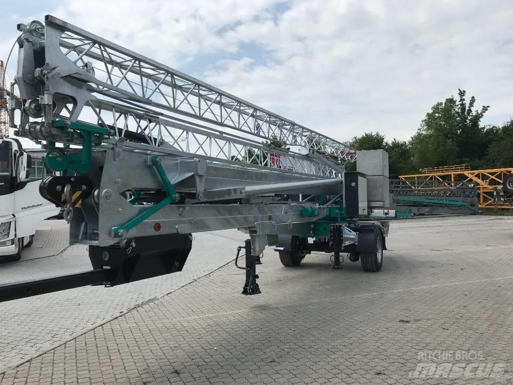 Cattaneo CM 221 Tower cranes