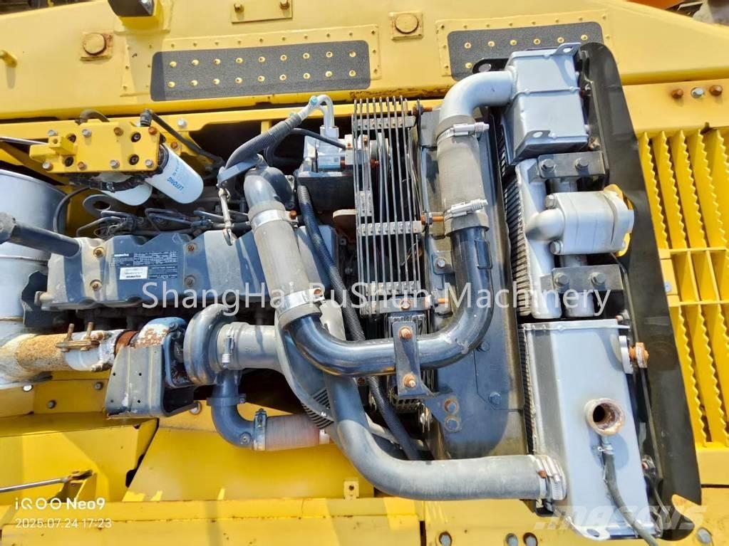 Komatsu 200-8 Crawler excavators