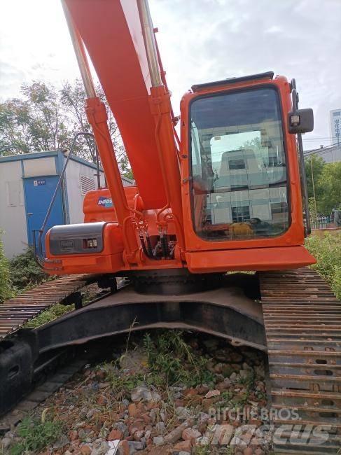 Doosan DX 300 Crawler excavators