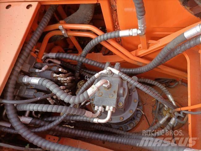 Doosan DX 300 Crawler excavators