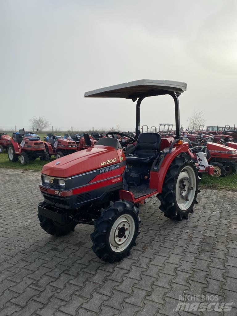 Mitsubishi MT200 Compact tractors