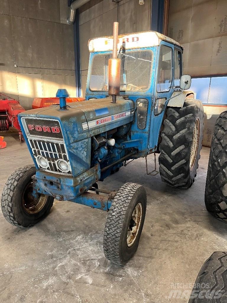 Ford 5000 Y Tractors