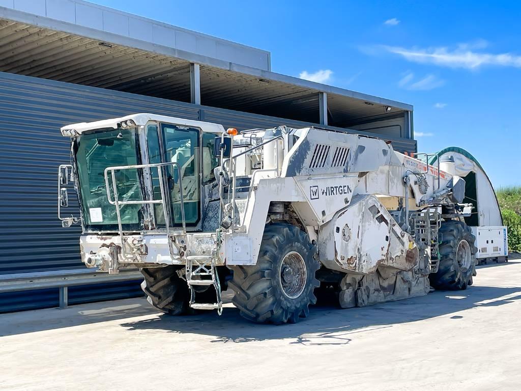 Wirtgen WR 240I Asphalt recycling