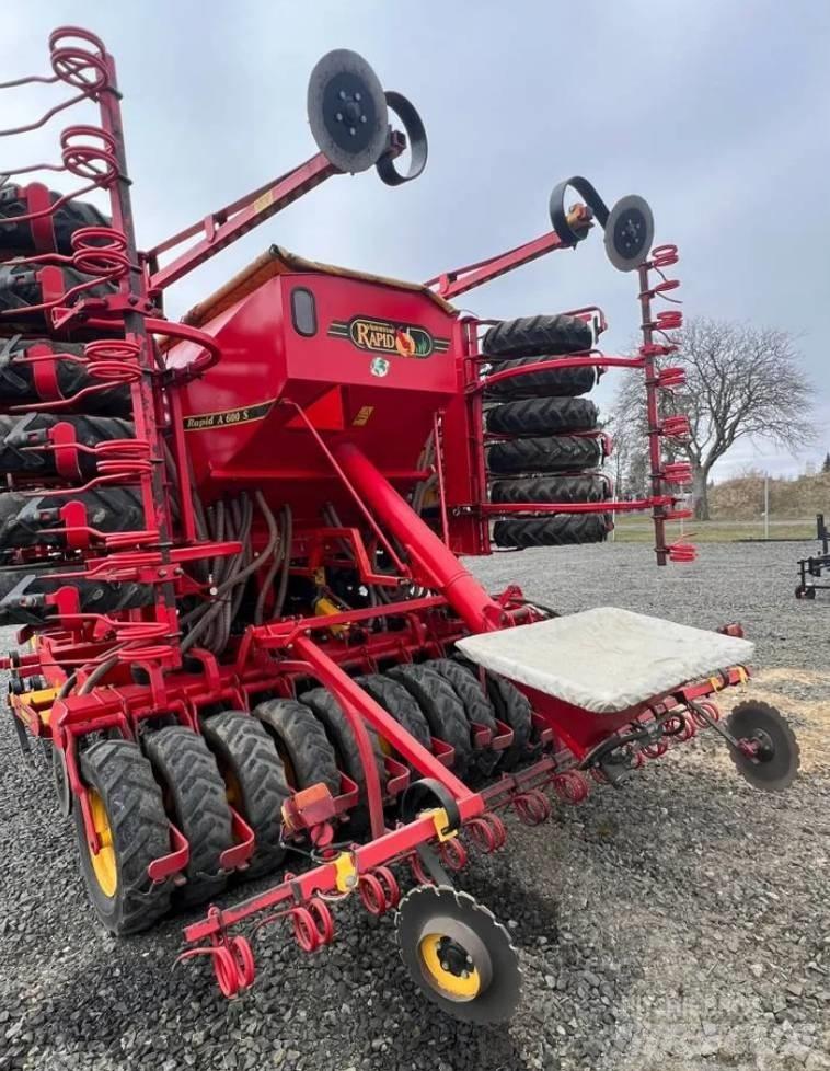 Väderstad RapidA600S Drills