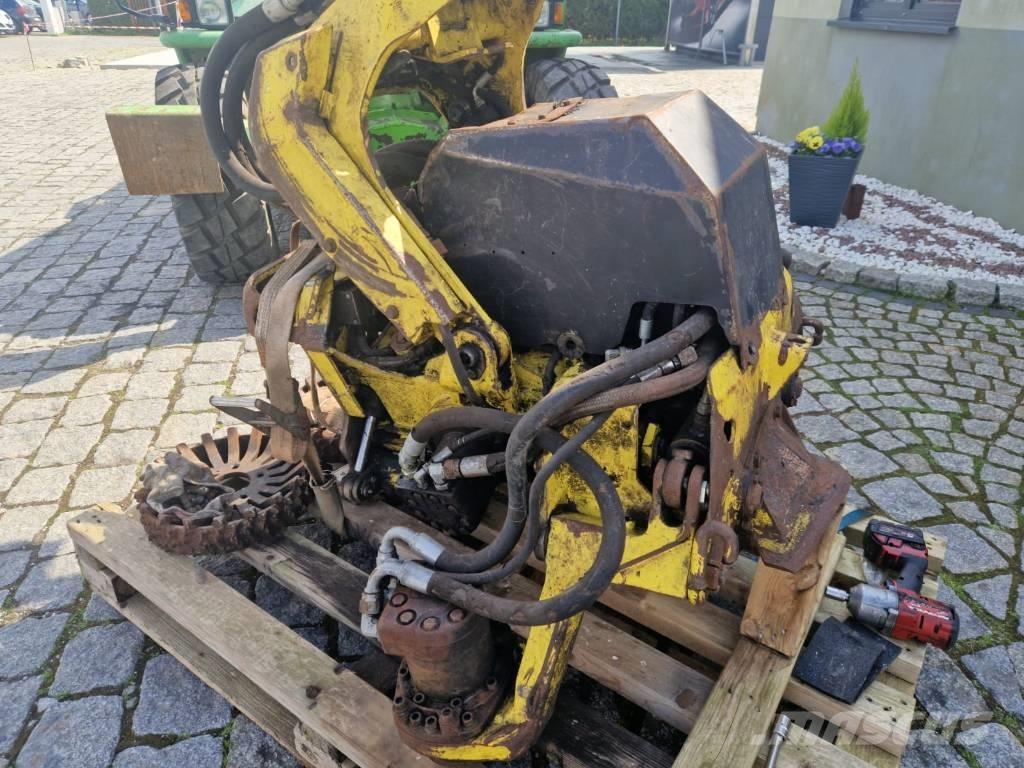 John Deere H 754 Harvester heads