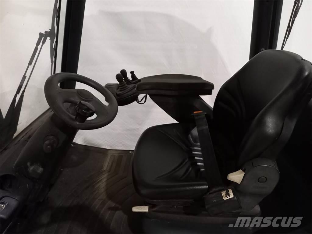 Linde H25D Diesel trucks