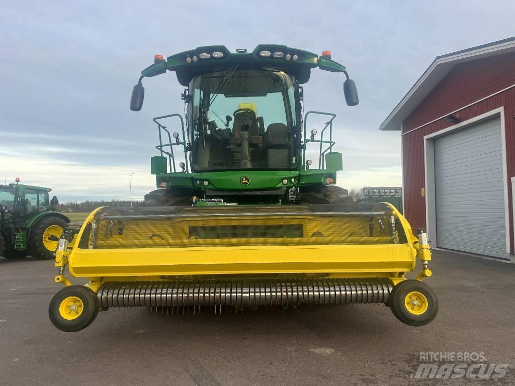 John Deere 9700i Forage harvesters