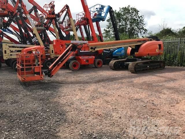JLG 660SJC Telescopic boom lifts