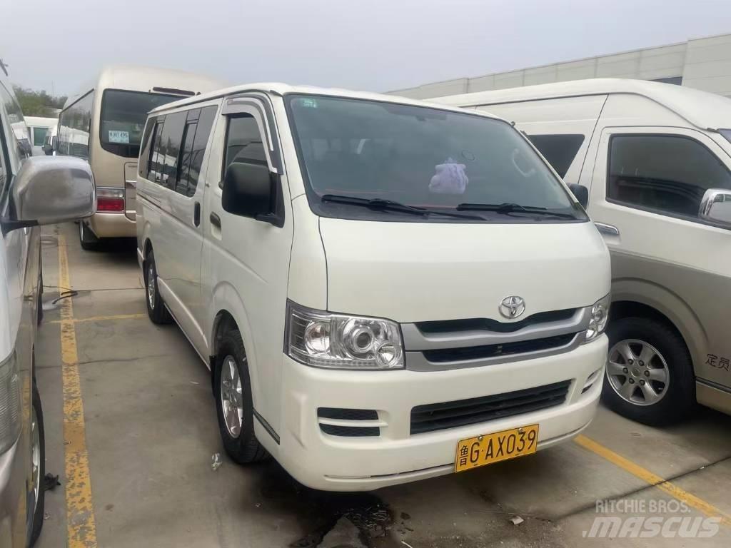 Toyota Hiace Intercity bus