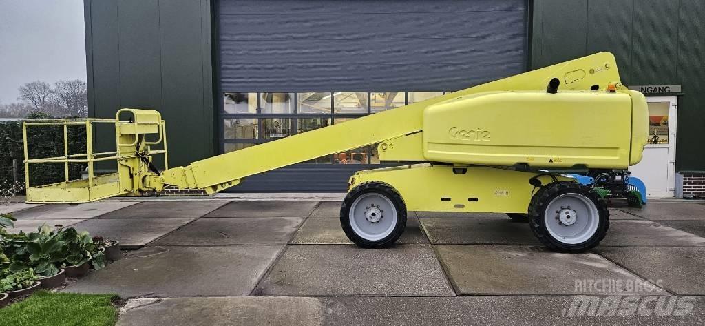 Genie S 60 Telescopic boom lifts