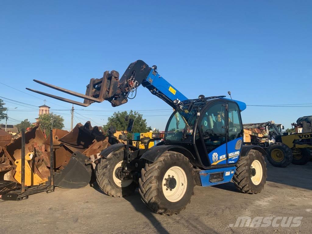 New Holland LM 5040 Telehandlers