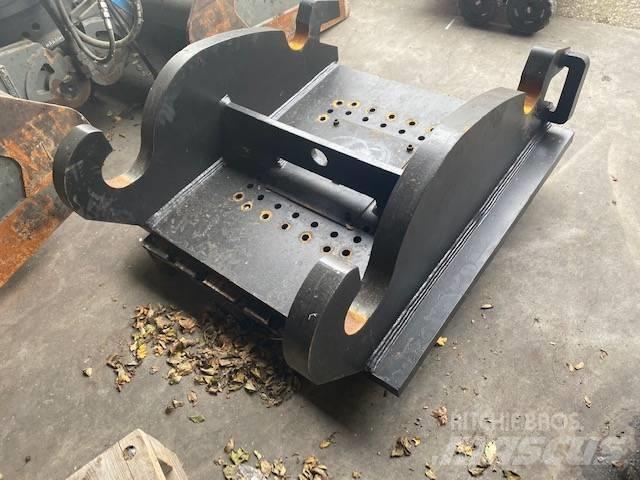 CAT CW70 kopplaat Grapples