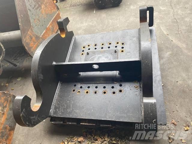 CAT CW70 kopplaat Grapples